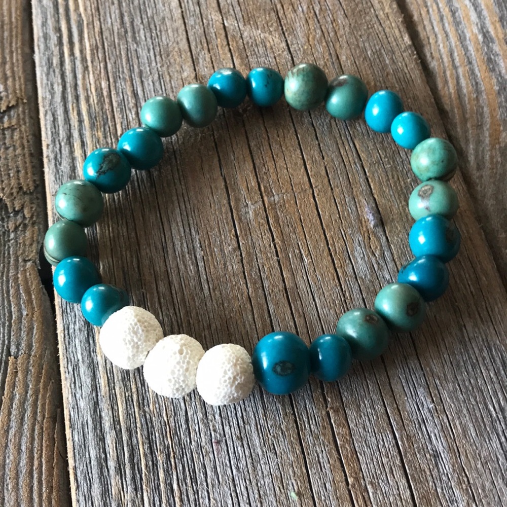 Essential oil diffuser bracelet! BRAND NEW!